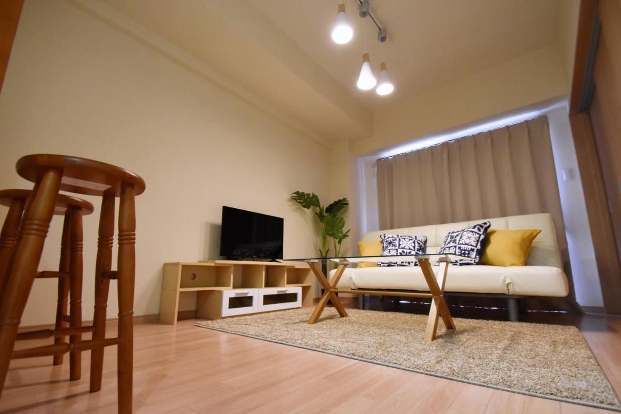 Apartamento カモミール西町 202 Naha Exterior foto